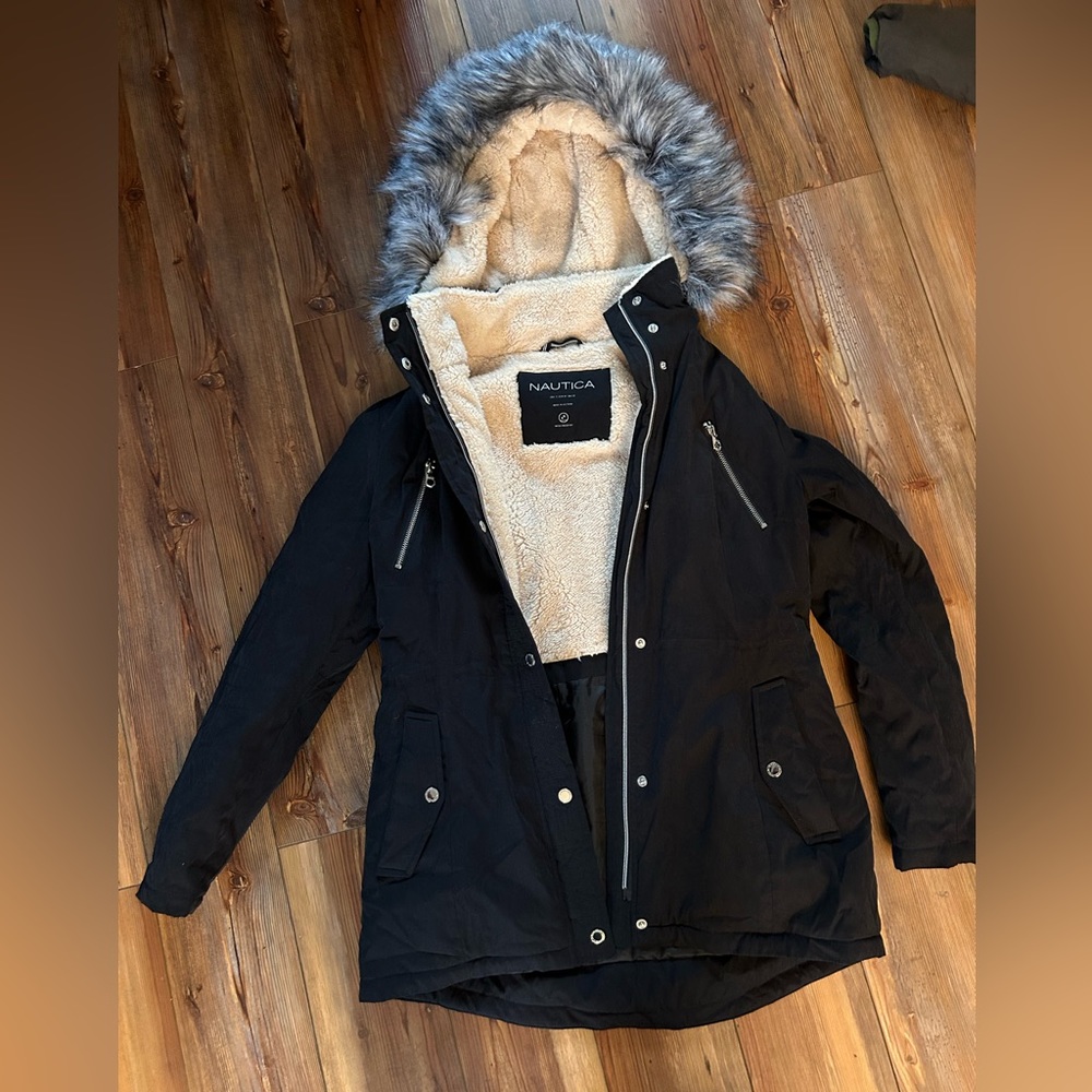 Women’s Nautica winter coat size small